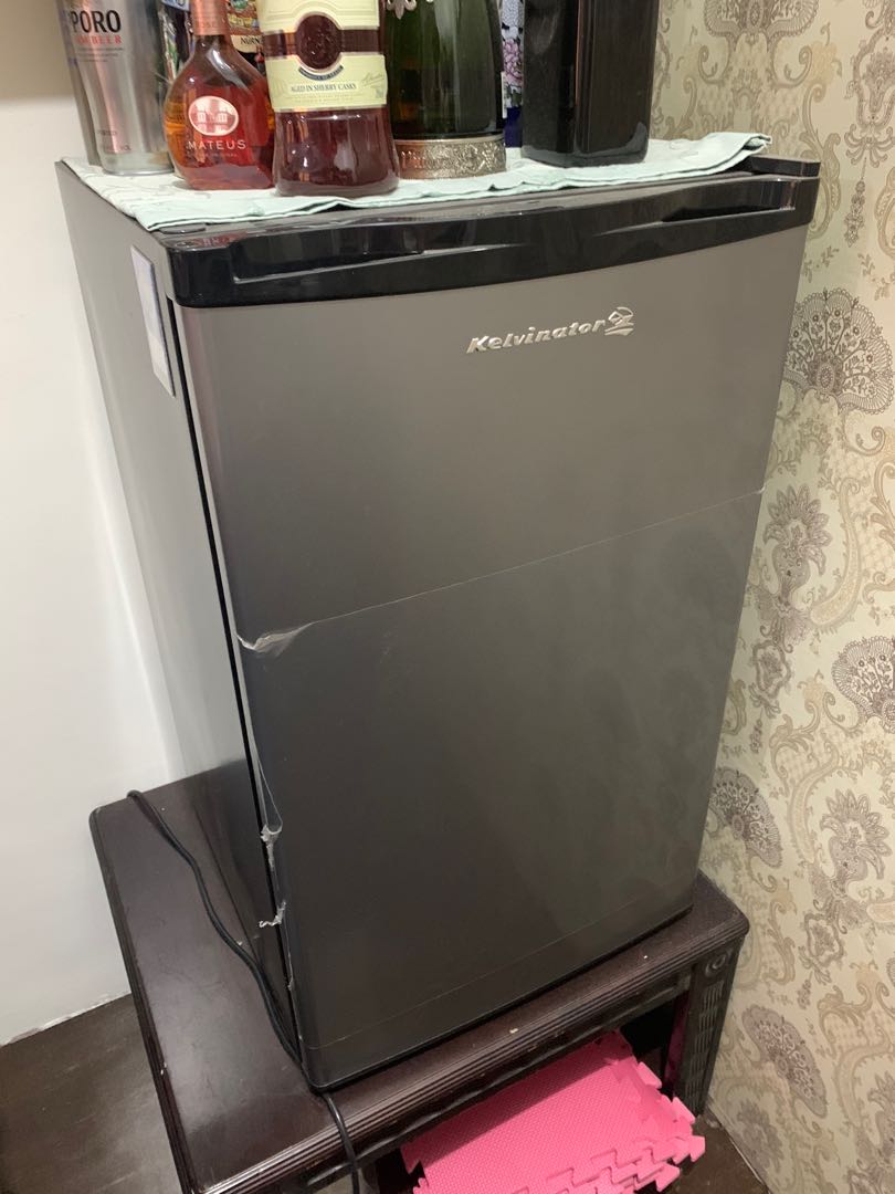 Kelvinator Refrigerator Tv Home Appliances Kitchen Appliances Refrigerators And Freezers On Carousell