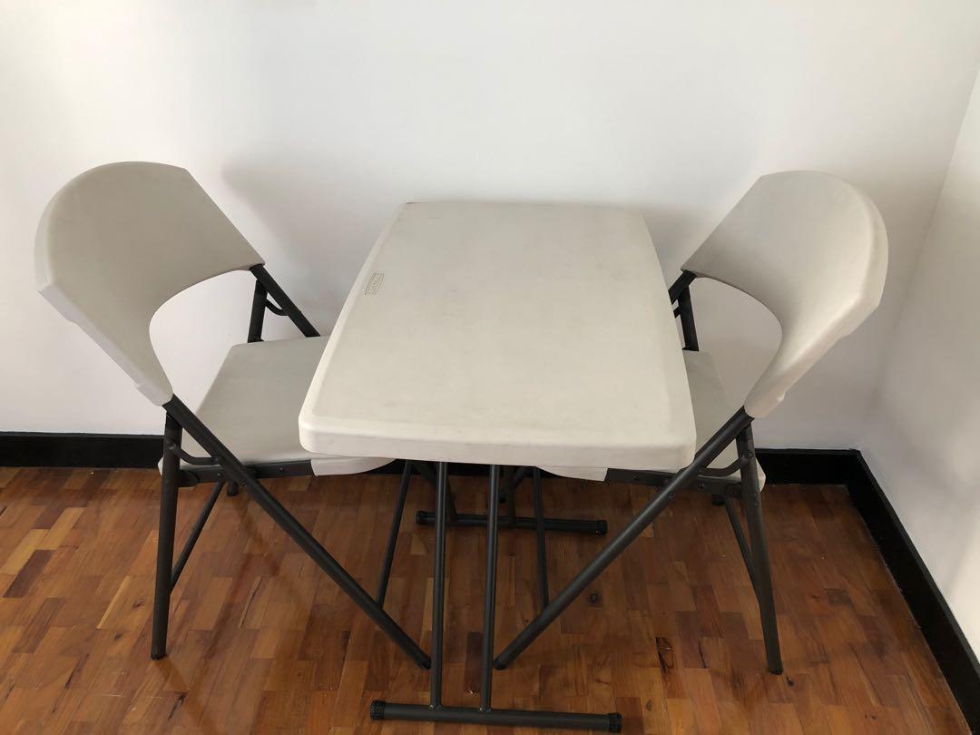 Lifetime table outlet and chairs set