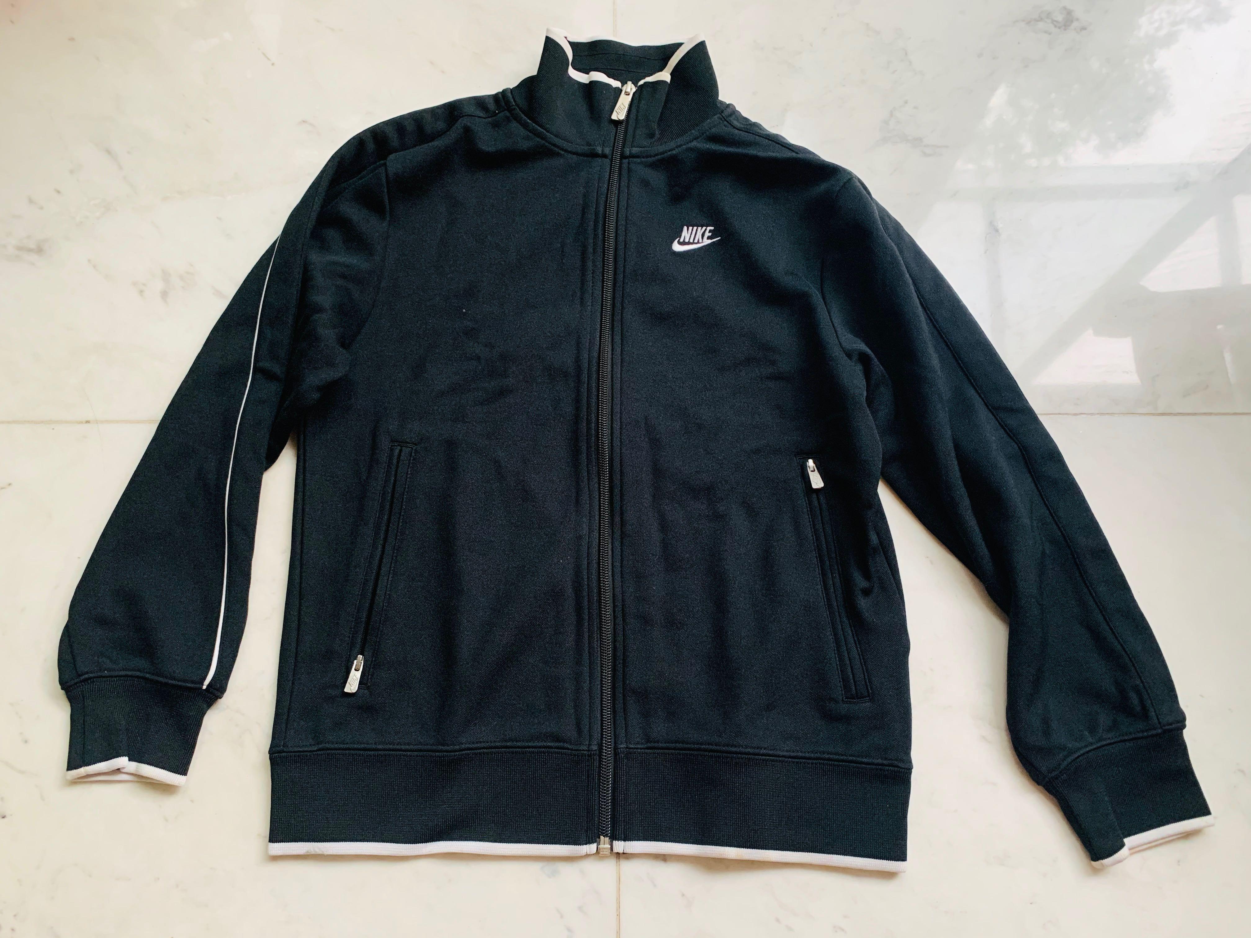 nike turtleneck jacket