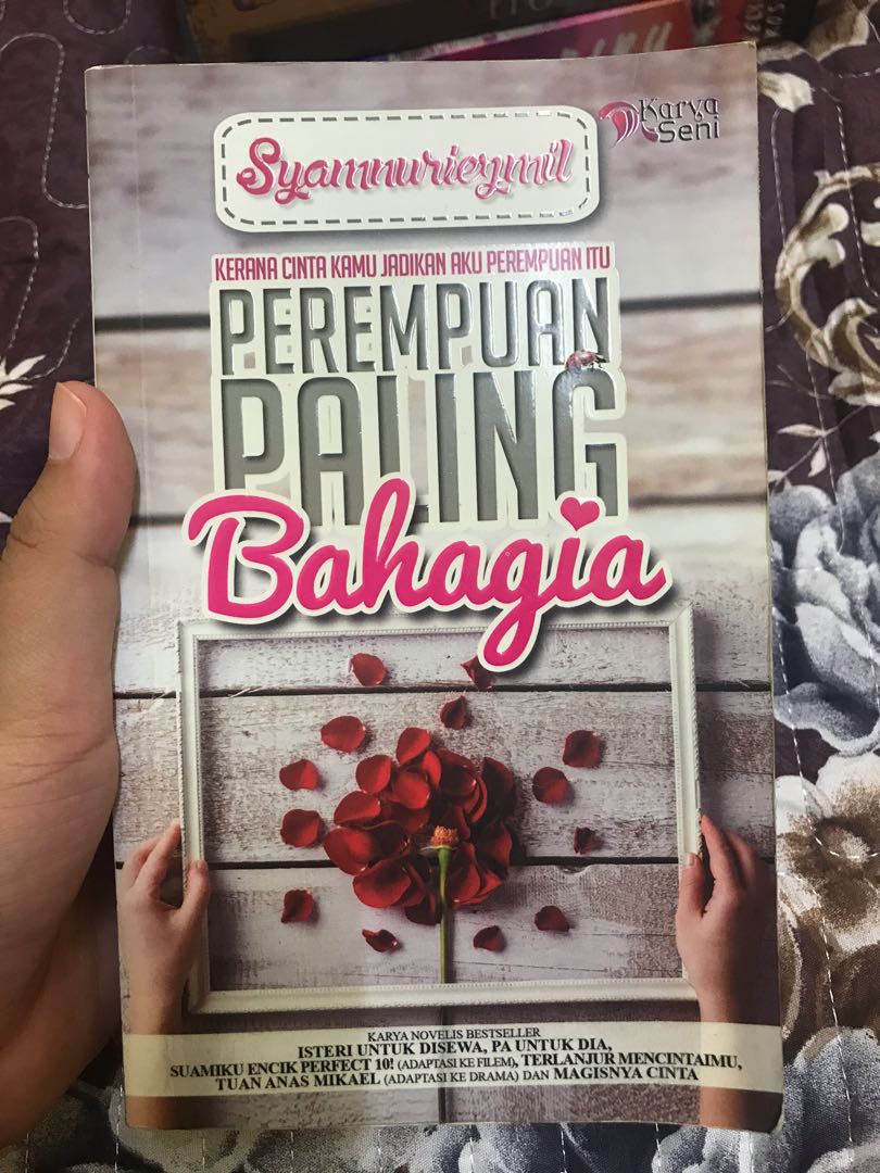 Novel Perempuan Paling Bahagia Books Stationery Books On Carousell
