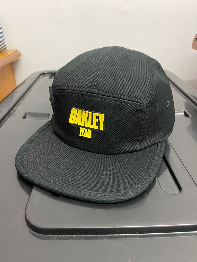 Oakley Team 5 Panel Cap, Men's Fashion 