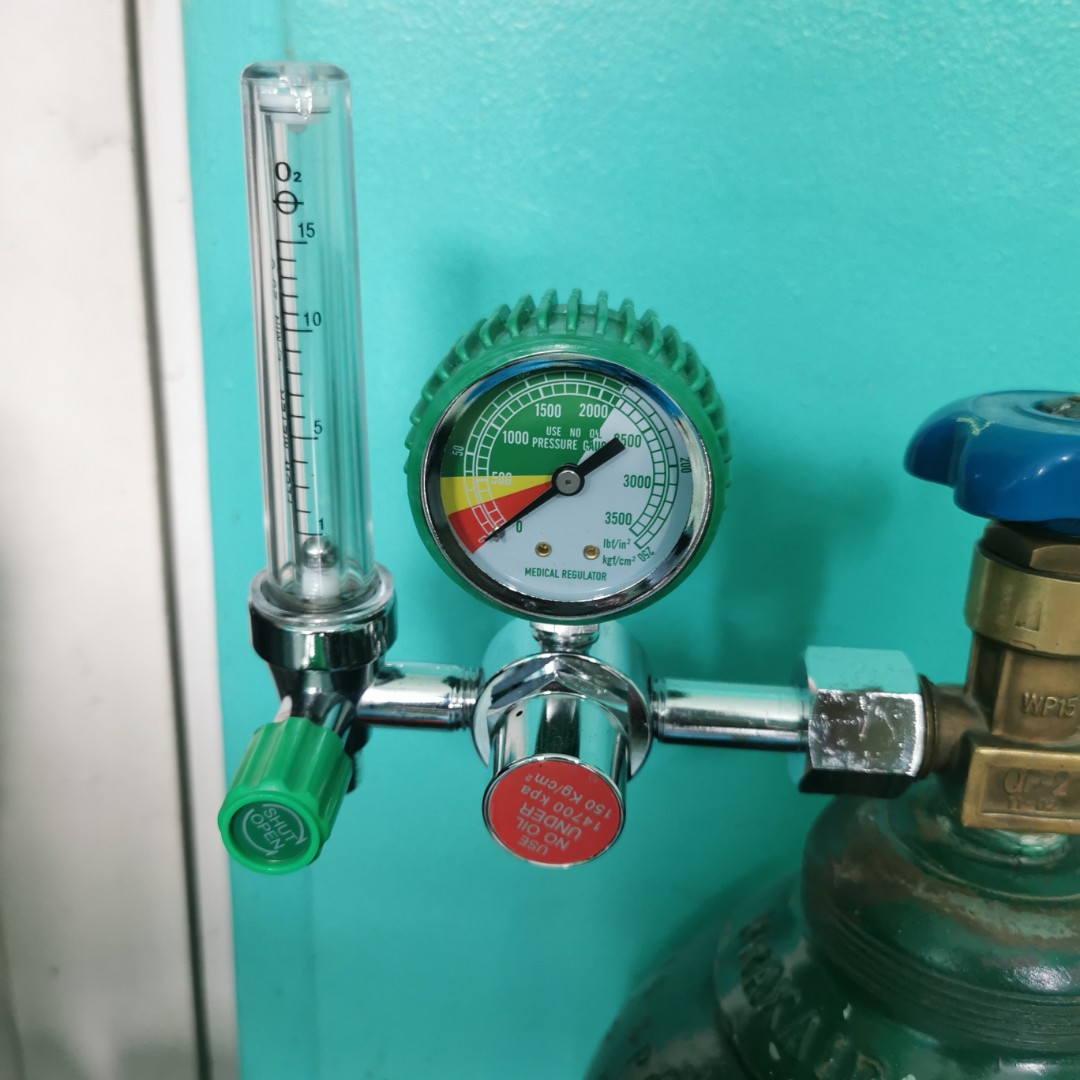 Oxygen tank and regulator, Everything Else, Others on Carousell
