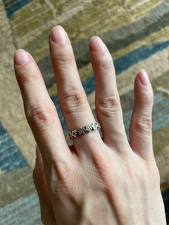 (Category: ) located in . Submitted by ilivetobuybags (Listing ID 1033213841, Image 1). Description: .