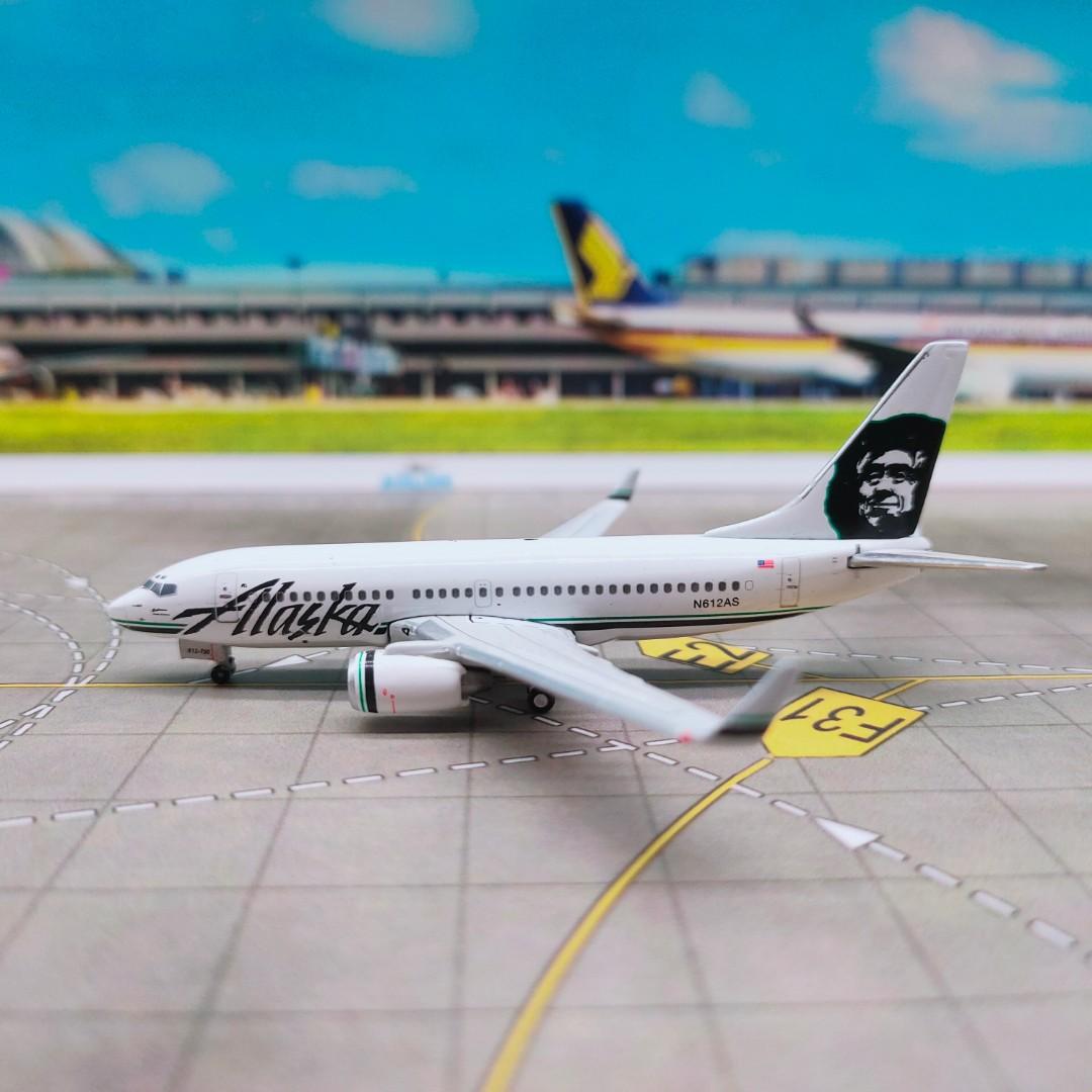 (SALE!)1400 B737 700 Alaska Airlines, Hobbies & Toys, Toys & Games on