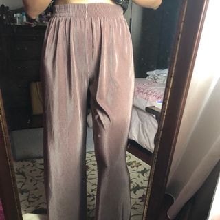 (Category: ) located in . Submitted by mintss (Listing ID 1020229471, Image 1). Description: .