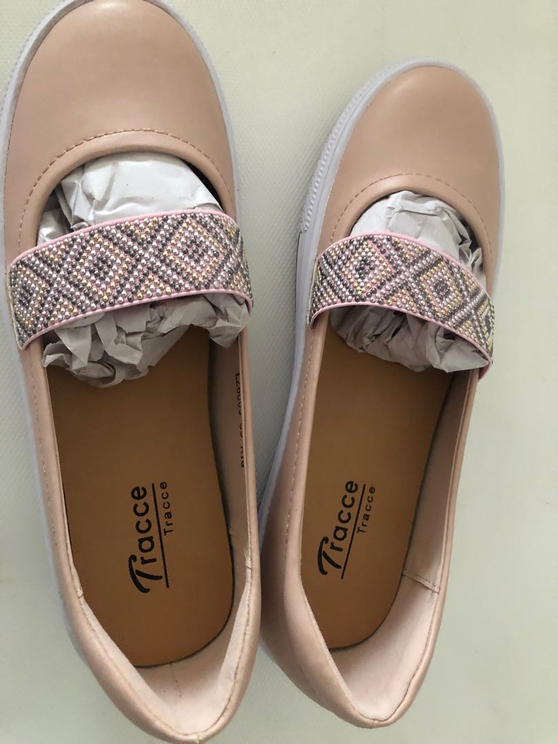 pink colour shoes