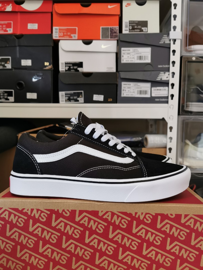 harga vans comfycush