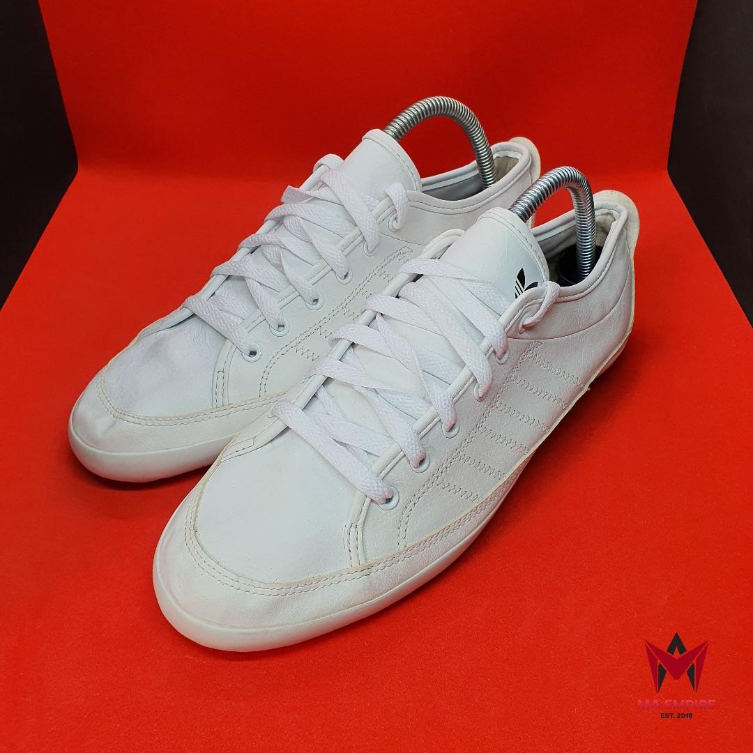 lente Perforar cable Adidas Nizza Lo Remo, Men's Fashion, Footwear, Sneakers on Carousell
