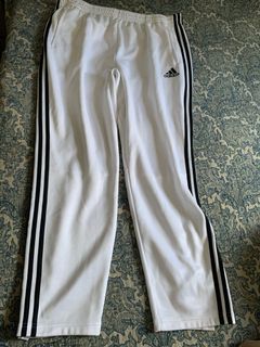 (Category: ) located in . Submitted by cesshoppe (Listing ID 1033424078, Image 1). Description: .