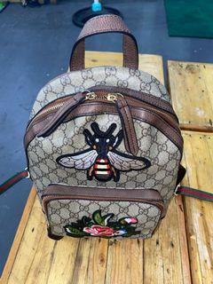 gucci bee bookbag