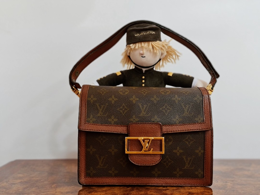 Pre-Owned LOUIS VUITTON Dauphine MM Monogram Handbag – Valamode