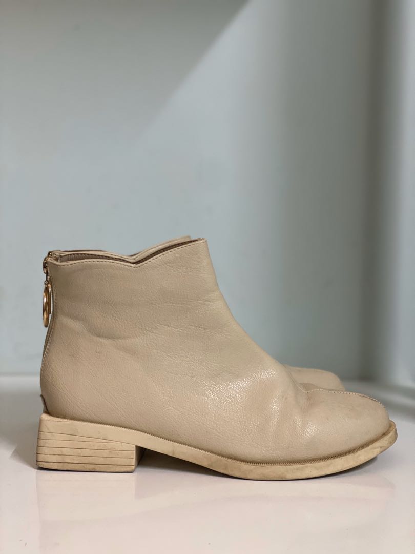 beige boots