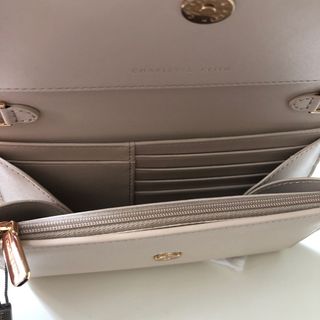 （分類：）位於 。 由 karmoon93 提交（商品編號 1033416751，圖片 1）。簡介： 。