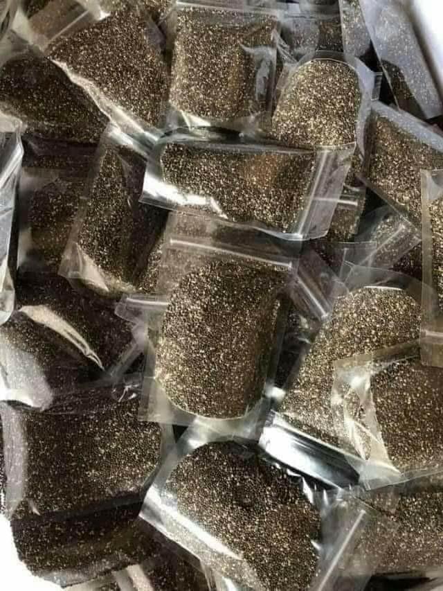 Chia seed (Category: Health Food, Drinks & Tonics) located in Mandaluyong City. Submitted by preloveitemselling (Listing ID 1033520814, Image 1). Description: chia seed 100grams 50 pesos for take all.