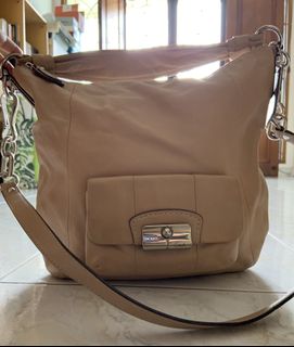 (Kategori: ) berada di . Dikirim oleh shopthrift21 (ID iklan 1033394892, Gambar 1). Deskripsi: .