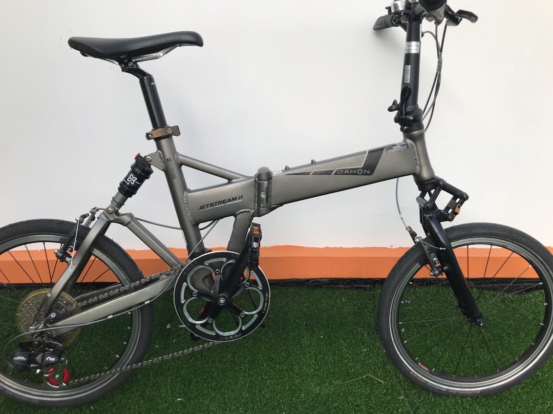 Dahon Jetstream D8 Folding Bicycle Sports Equipment Bicycles