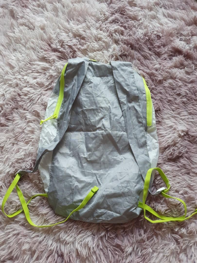 Decathlon ultra compact backpack shop
