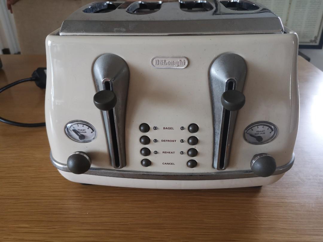 Delonghi Bread Toaster, TV & Home Appliances, Kitchen Appliances, Ovens