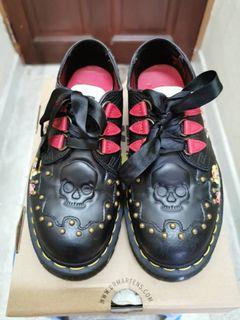 dr martens serova