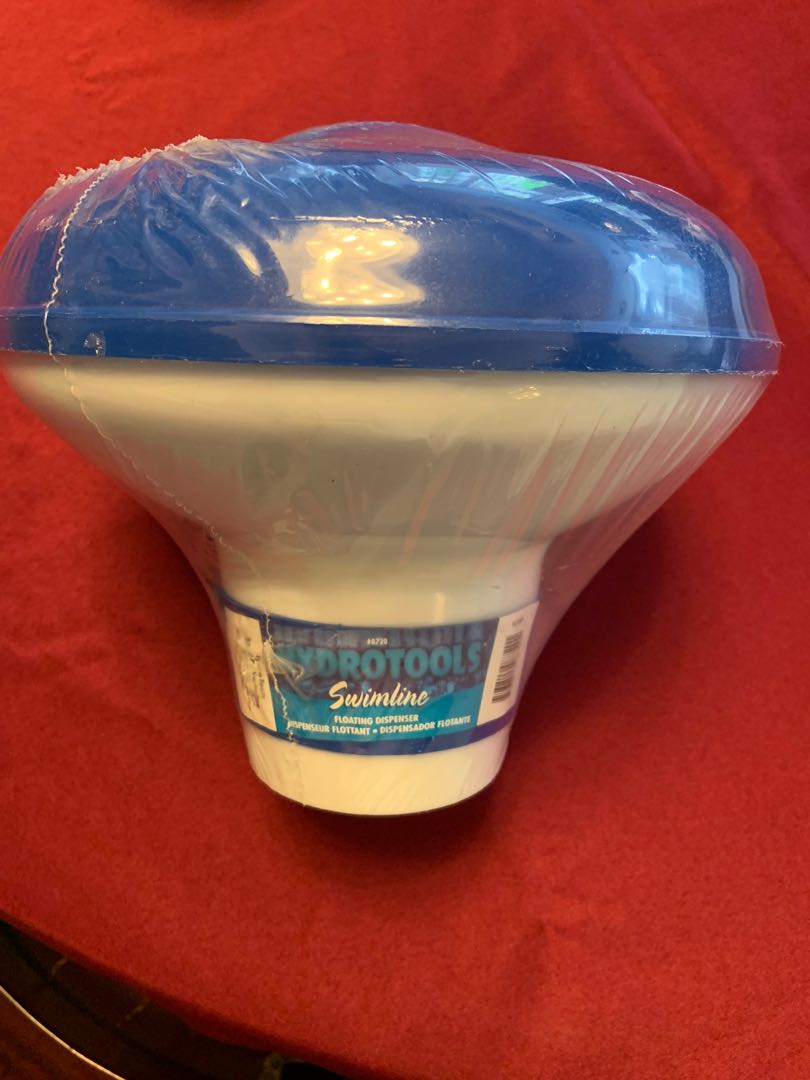 Floating chlorine dispenser, Everything Else on Carousell