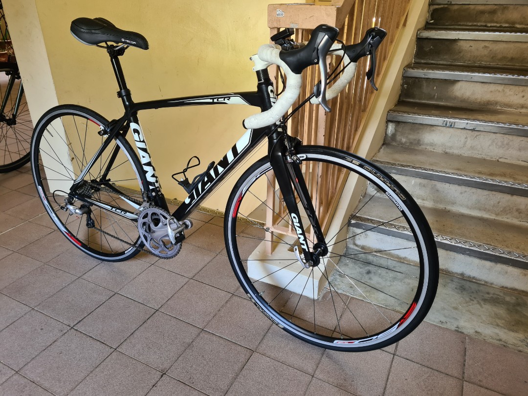 Giant TCR road bike, Bicycles & PMDs, Bicycles, Road Bikes on Carousell