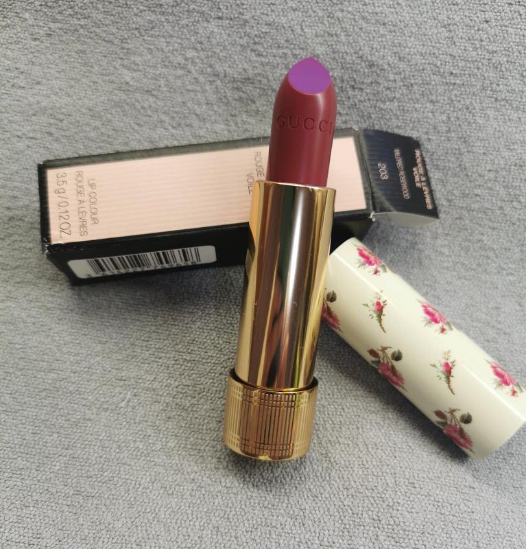 Gucci Rouge À Lèvres Satin Lipstick | Harrods SG