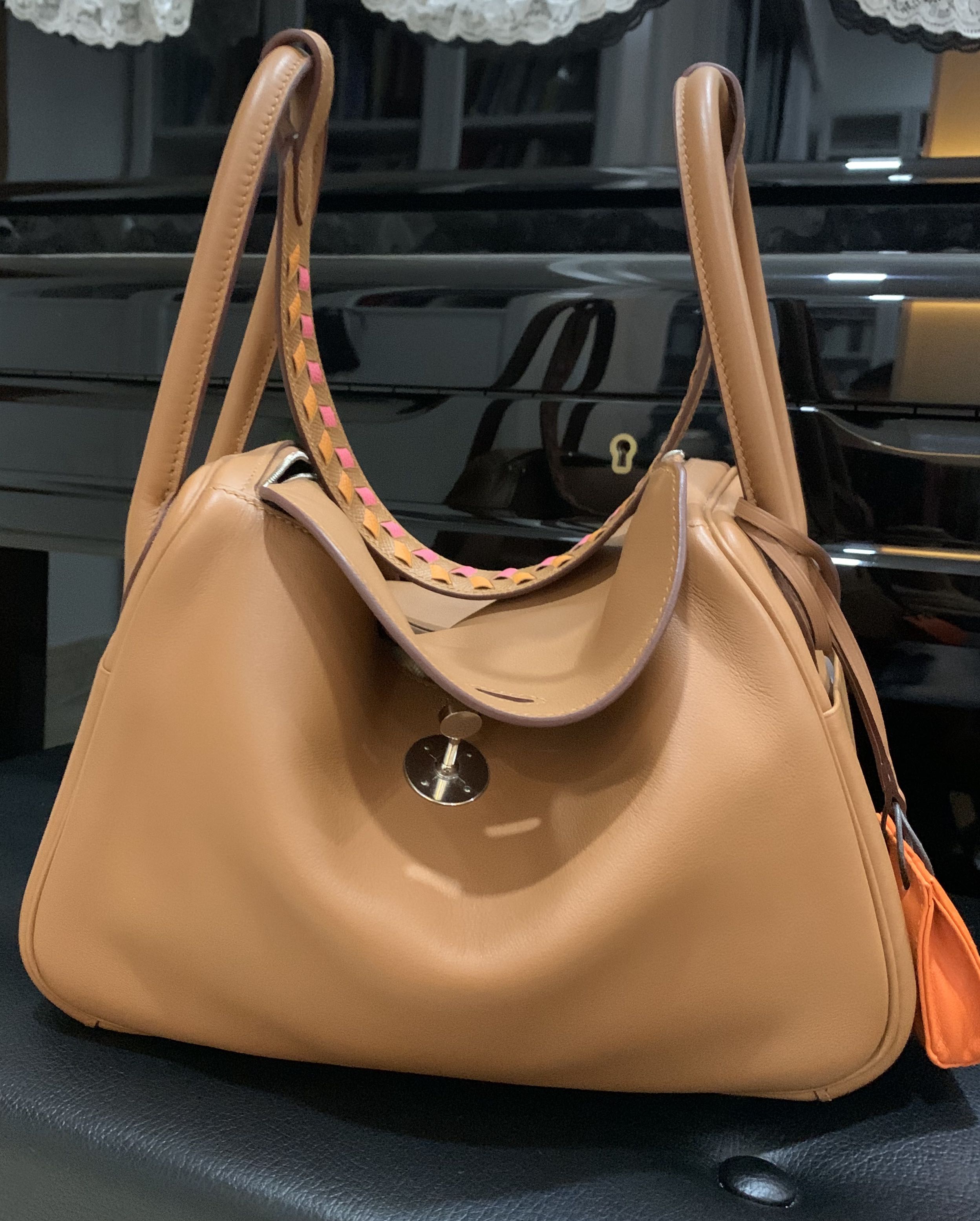 Hermes lindy 26 price 2020 2025