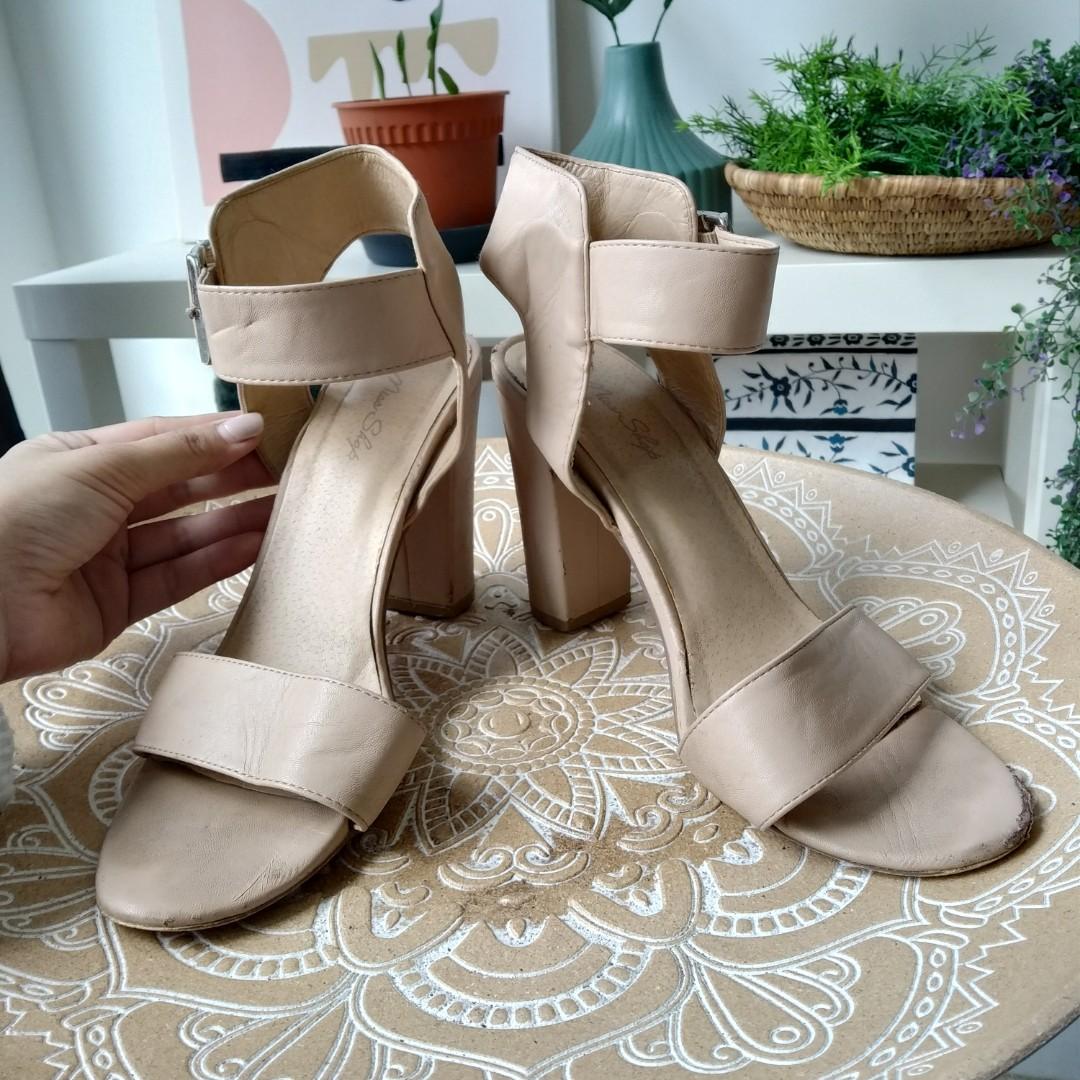 inc nude heels