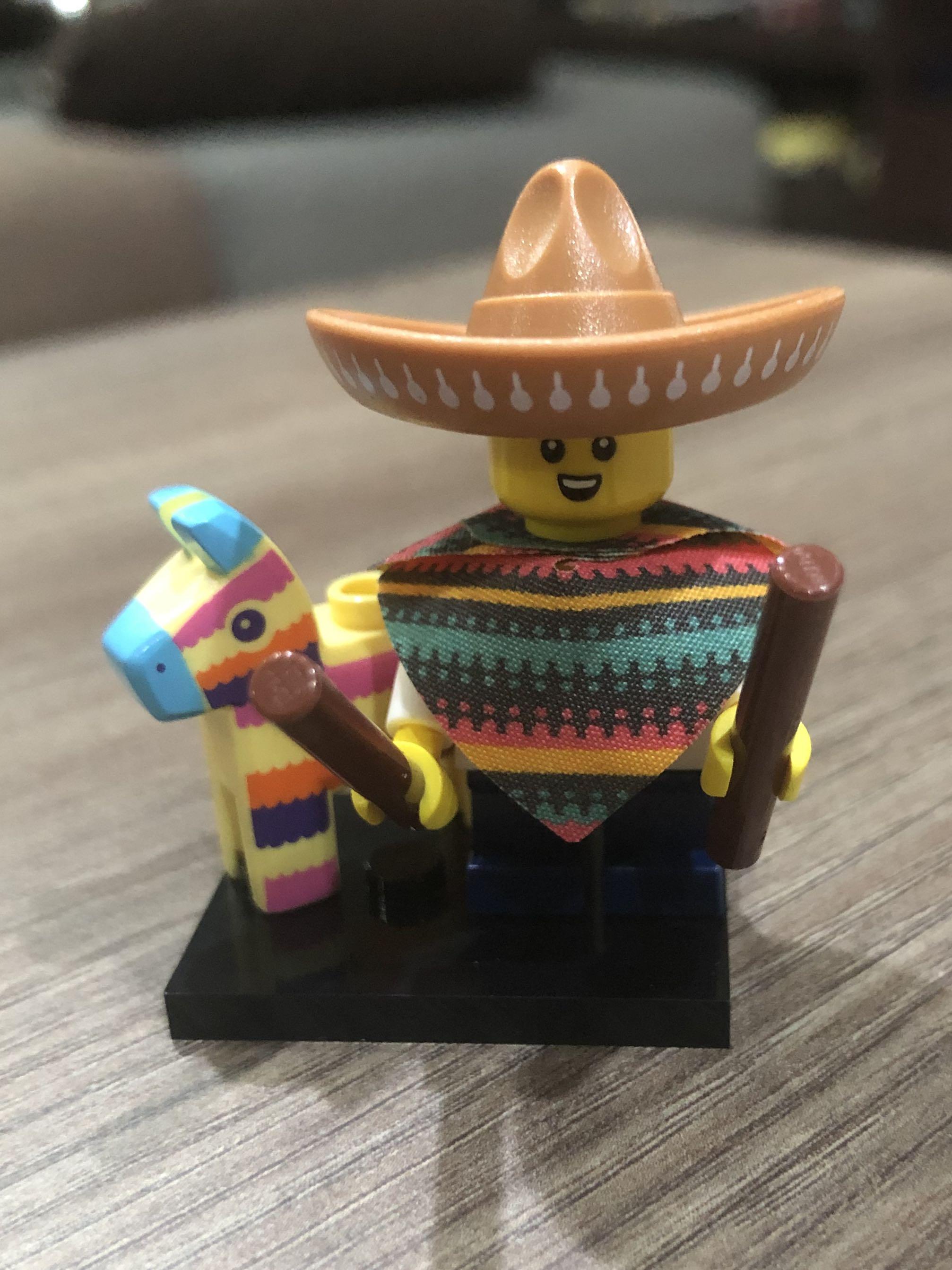 Lego shop pinata boy