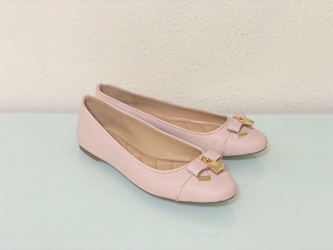Michael Kors Leather Alice Ballet Flats soft pink, Women's Fashion,  Footwear, Flats on Carousell
