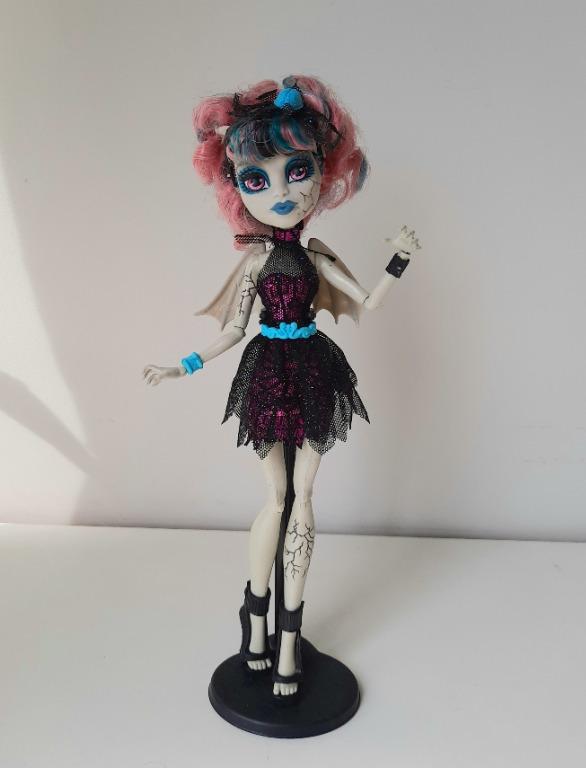 Monster high zombie shake dolls store