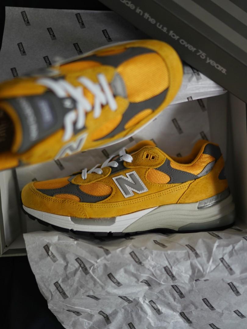 new balance 992  gold