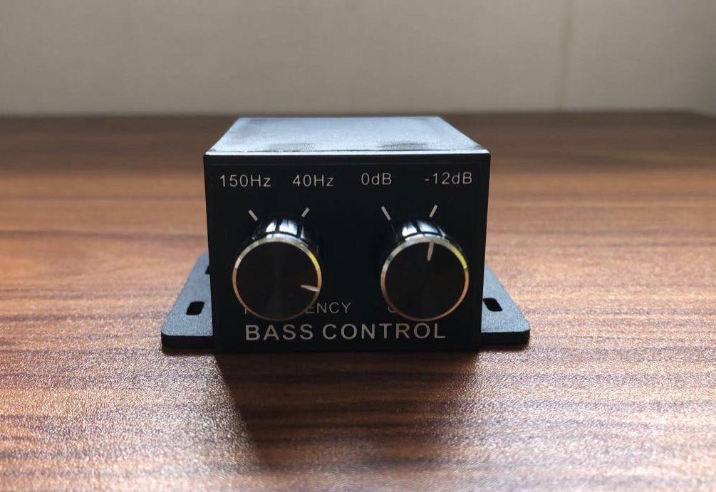 Compact Size 1 Pc Remote Amplifier Level Control Module For Adjusting an Amplifiers Power Level Stereo Equalizer or Crossover Volume 2 RCA Input & 2 RCA Output 