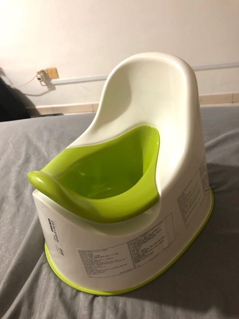 lockig children's potty