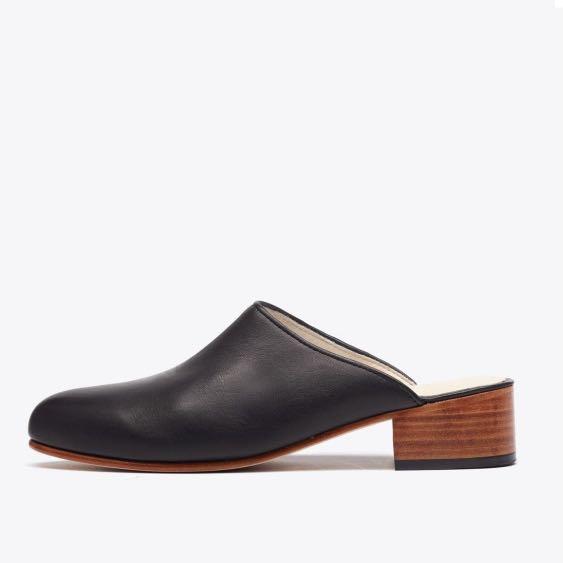 NISOLO Mariella Mule Black Women s Fashion Footwear Flats on Carousell