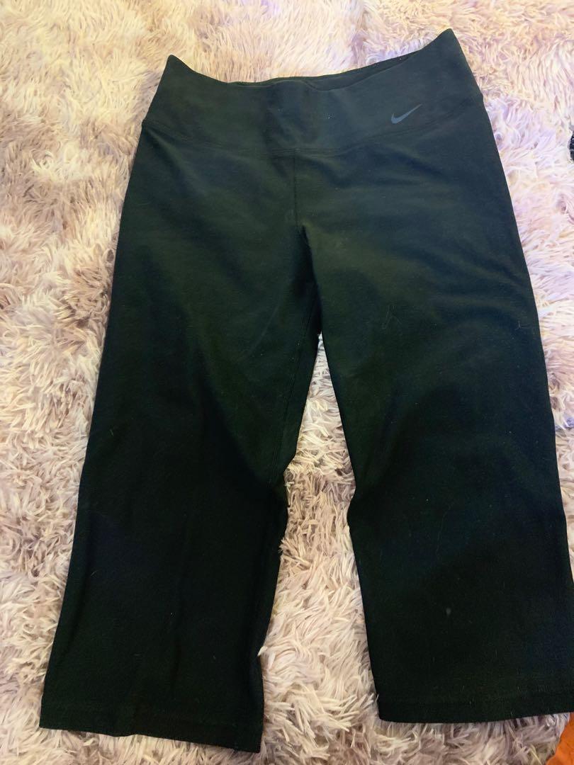 Nike Dri-Fit Leggings (Category: Activewear) located in Mandaluyong City. Submitted by itsjustjane13 (Listing ID 1033492107, Image 3). Description: Nike Size M Until sa knees po siya Original bought in Nike outlet I can send you a ww photo if interested 😊 RFS: not my size, decluttering meetup: starbucks greenfield district, sm light mall delivery: php 80 pesos MM only Same day deliv: lalamove, grab, angkas Sf, shouldered by buyer..