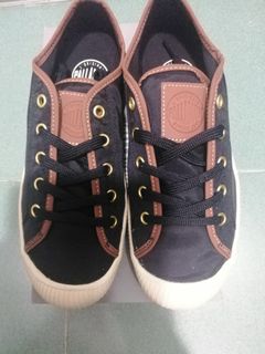 （分類：）位於 。 由 bobbybbob 提交（商品編號 1033601879，圖片 1）。簡介： 。