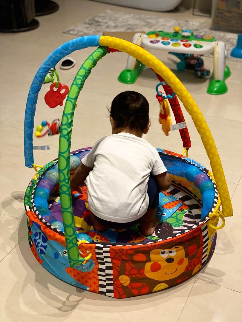 Playgro ball best sale playnest activity gym