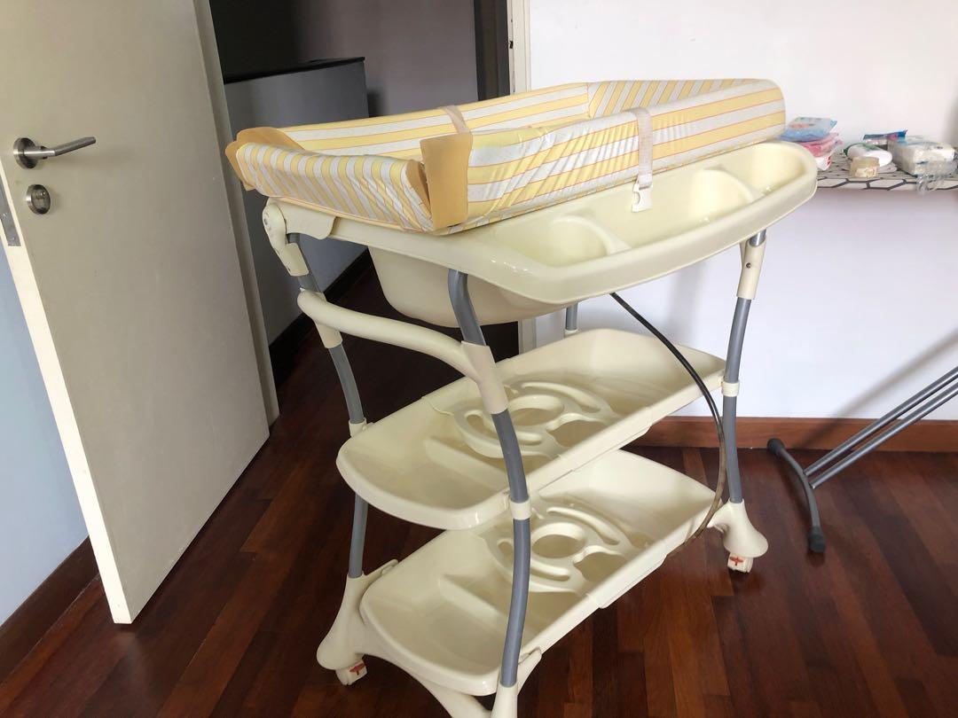 changing table bathtub