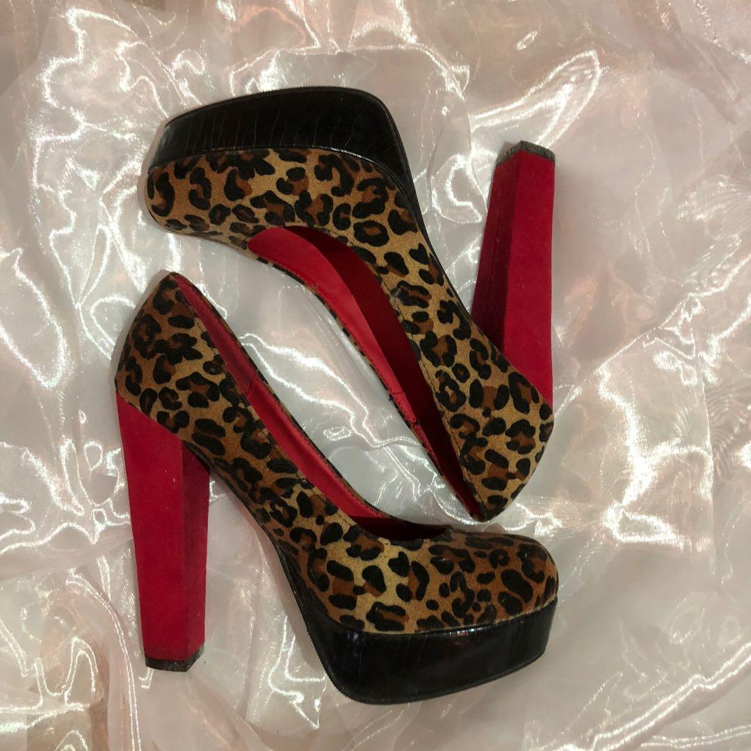 Red Leopard Pump Heels, Fesyen Wanita 