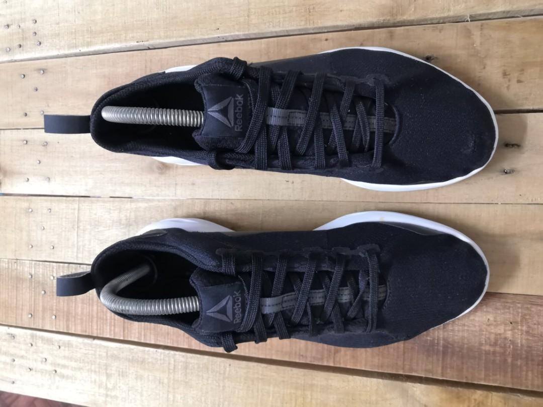Reebok Astroride Walk Men s Fashion Footwear Sneakers on Carousell