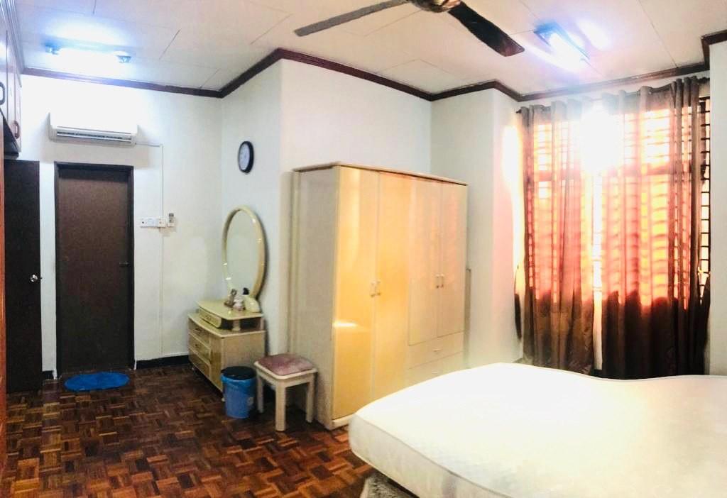 RENOVATED Rumah Teres 2 tingkat Seksyen 4, Bandar Baru Bangi, Property