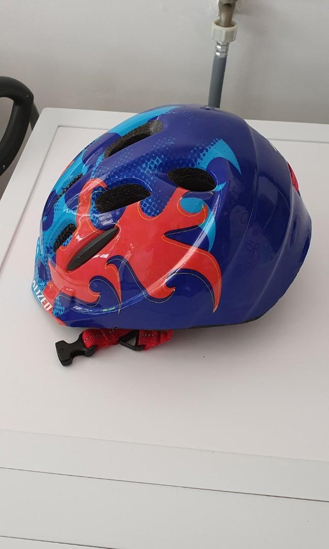 specialised kids helmet