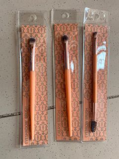 (Category: ) located in . Submitted by stellasonlinegaragesale (Listing ID 1033589473, Image 1). Description: .