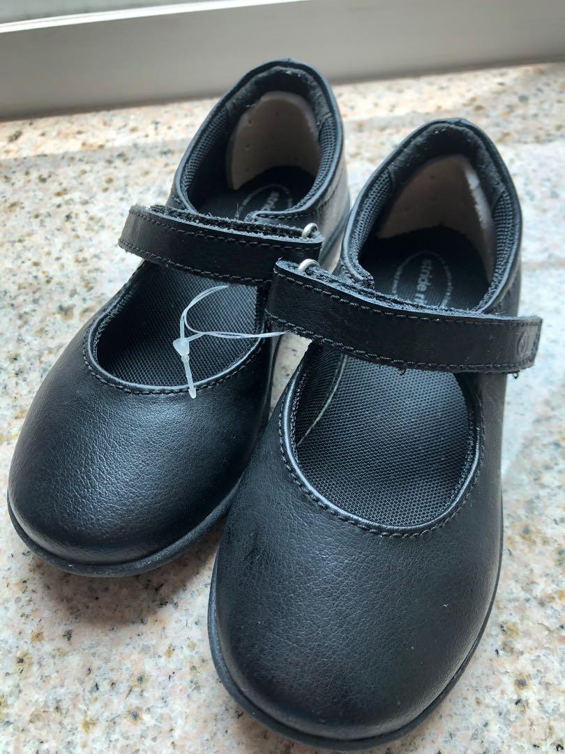 stride rite black school shoes