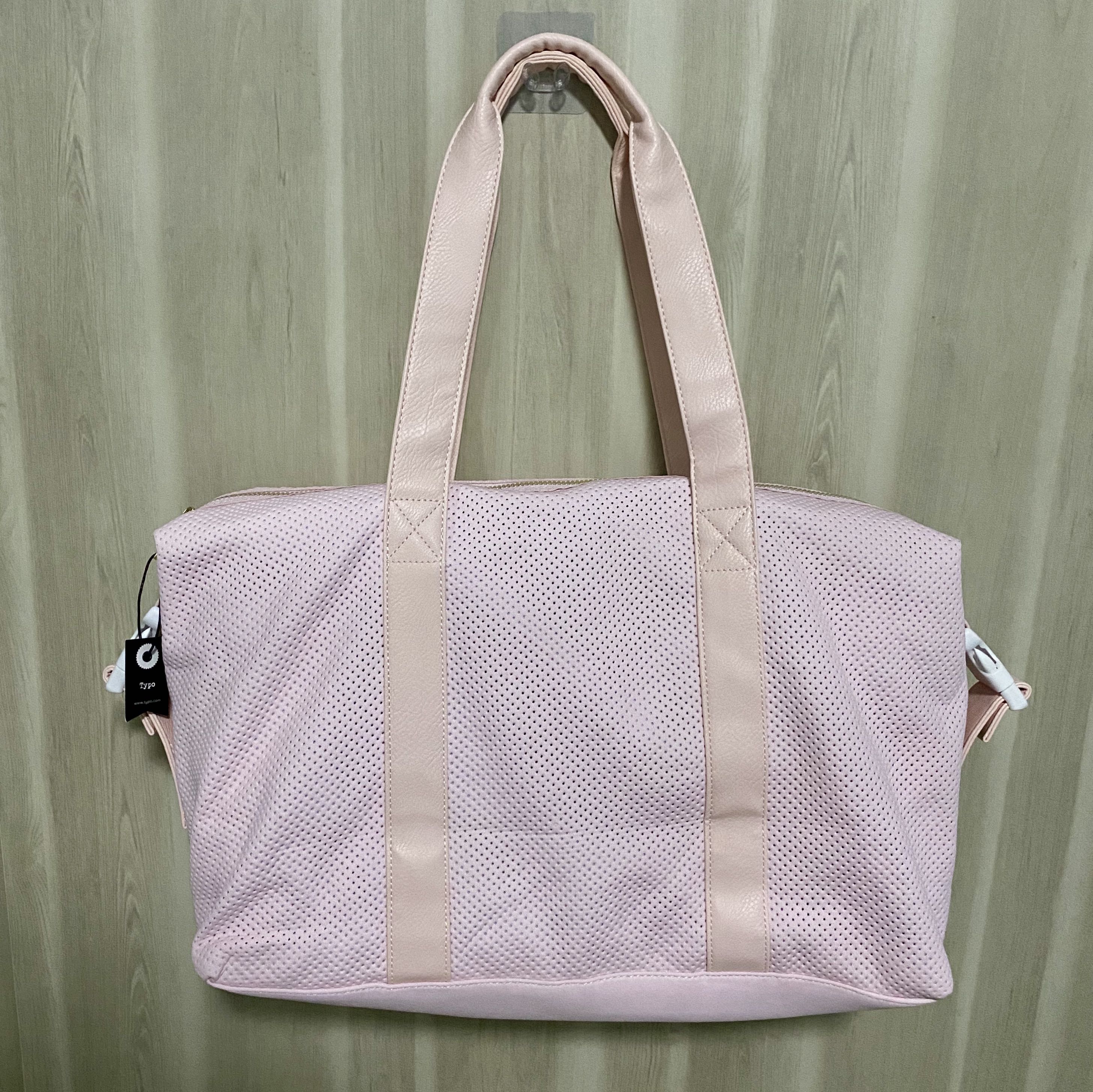 Typo overnight bag outlet