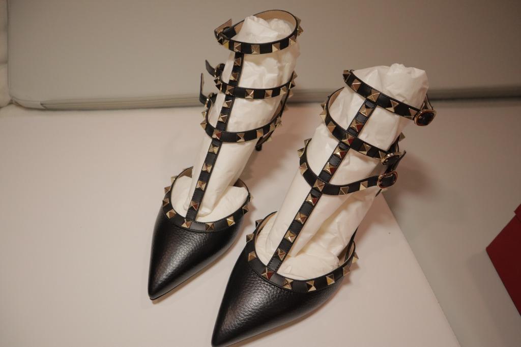 valentino rockstud 65