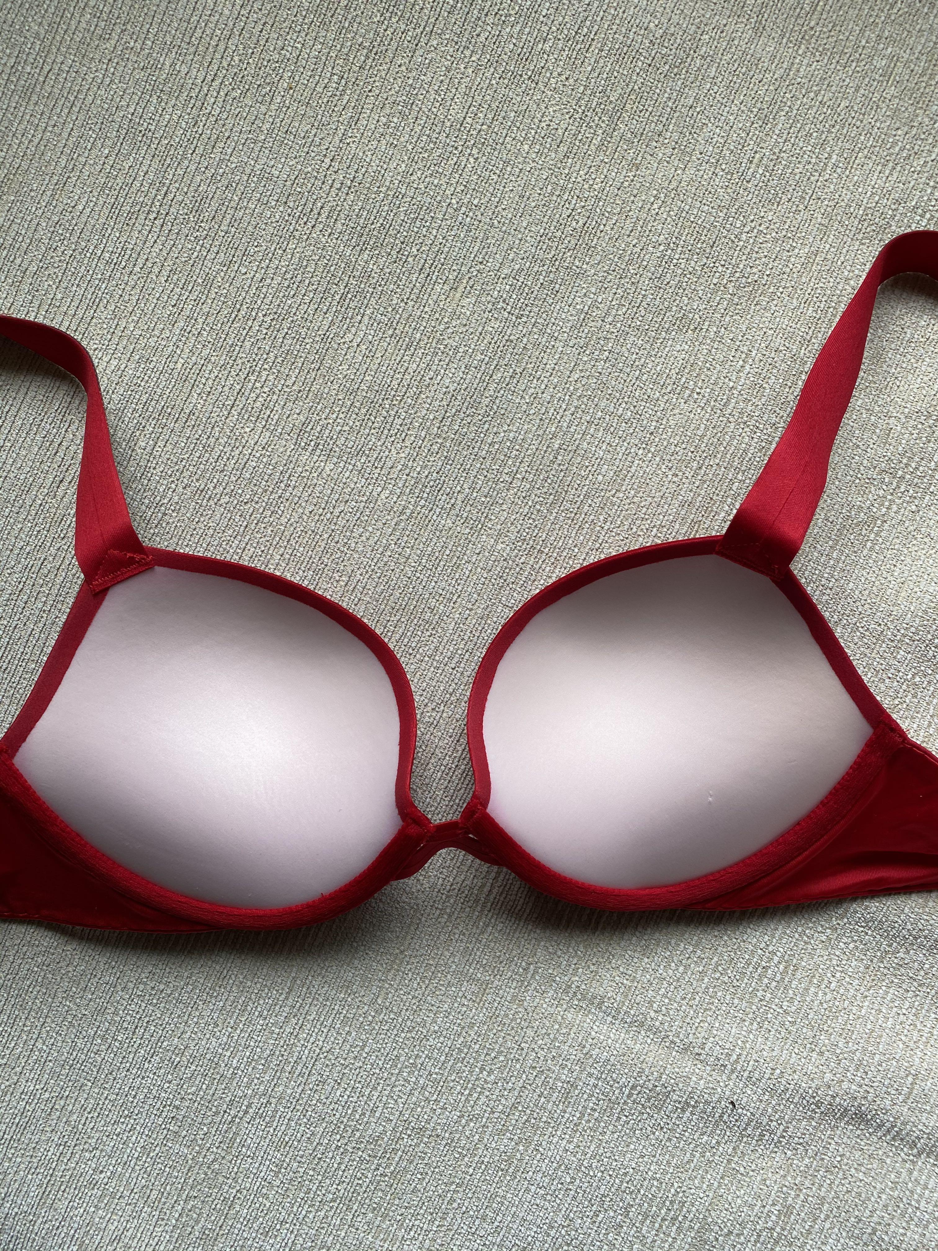 Victoria secret bra with rhinestone. 32B, Women's Fashion, New