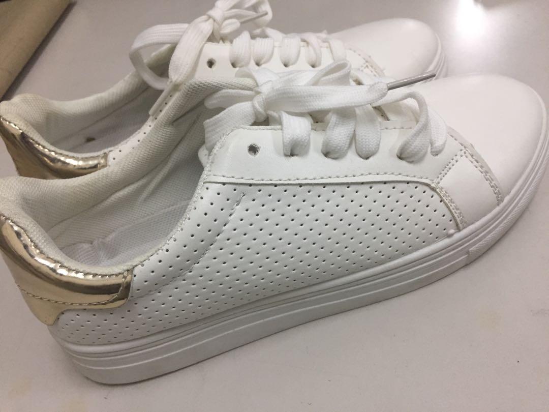 White leatherette shoes with FREE 1 