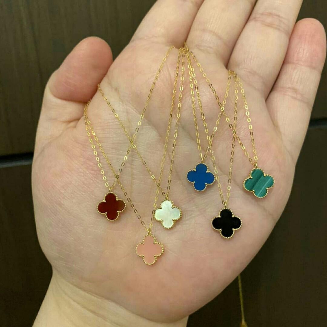 18k Gold VCA Necklace Women s Fashion Jewelry Organizers